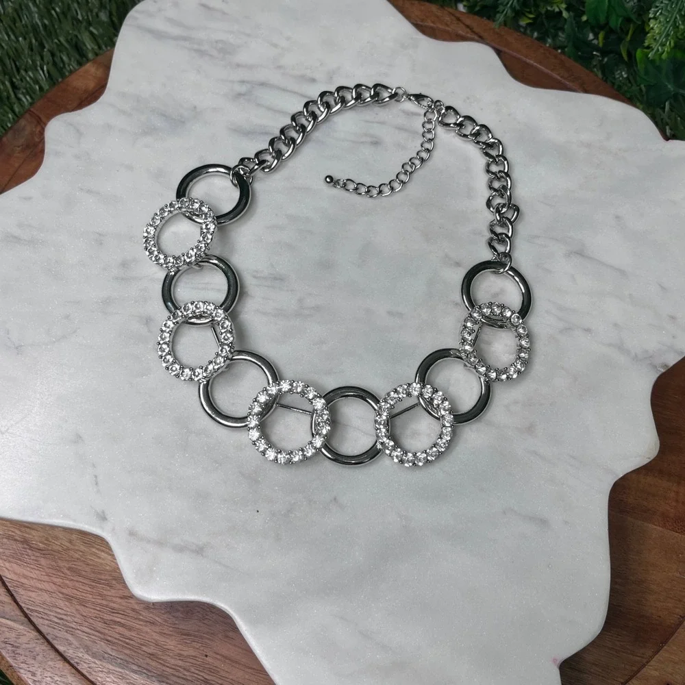 Interlocking Ring Statement Necklace‎ Silver Tone Crystal Rhinestone Collar 3979